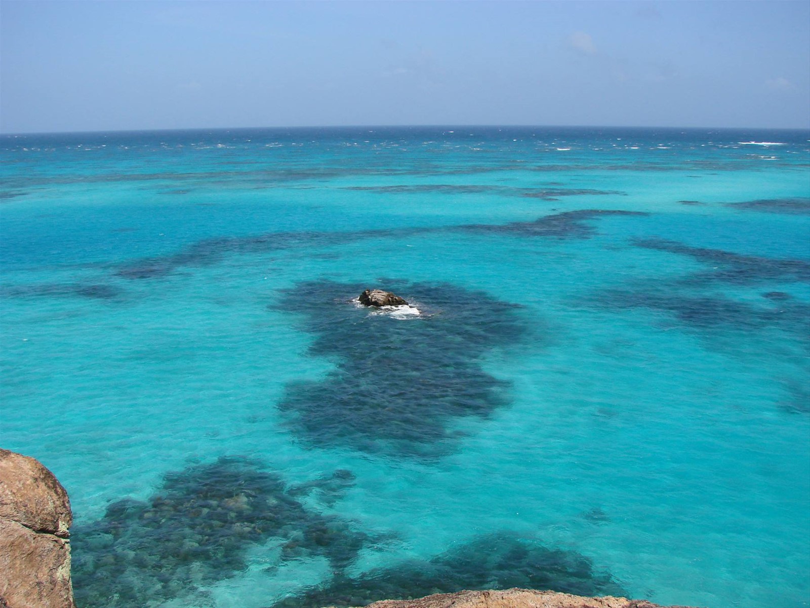 mare attorno a cayo Cangreyo