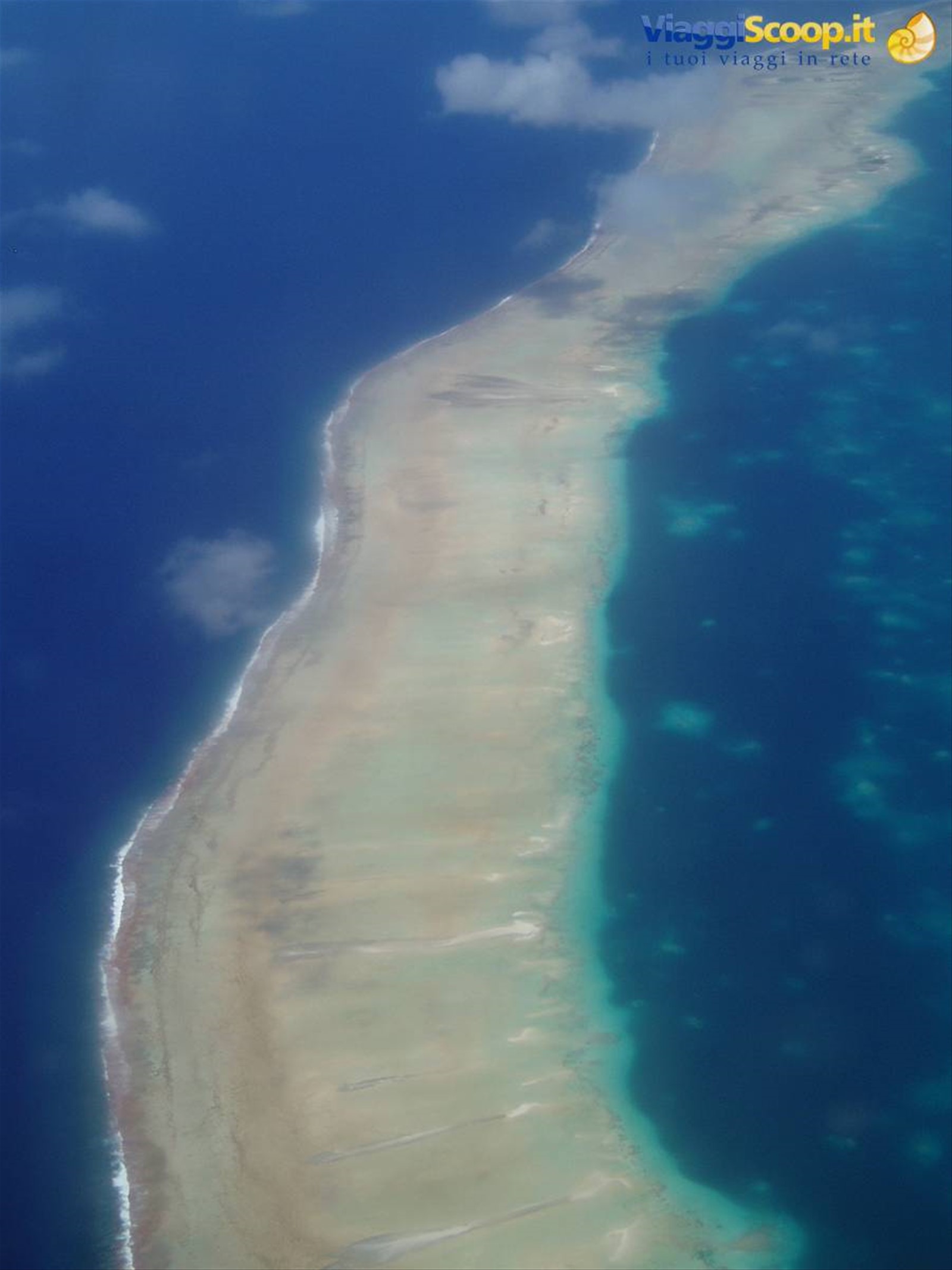Rangiroa dall'aereo