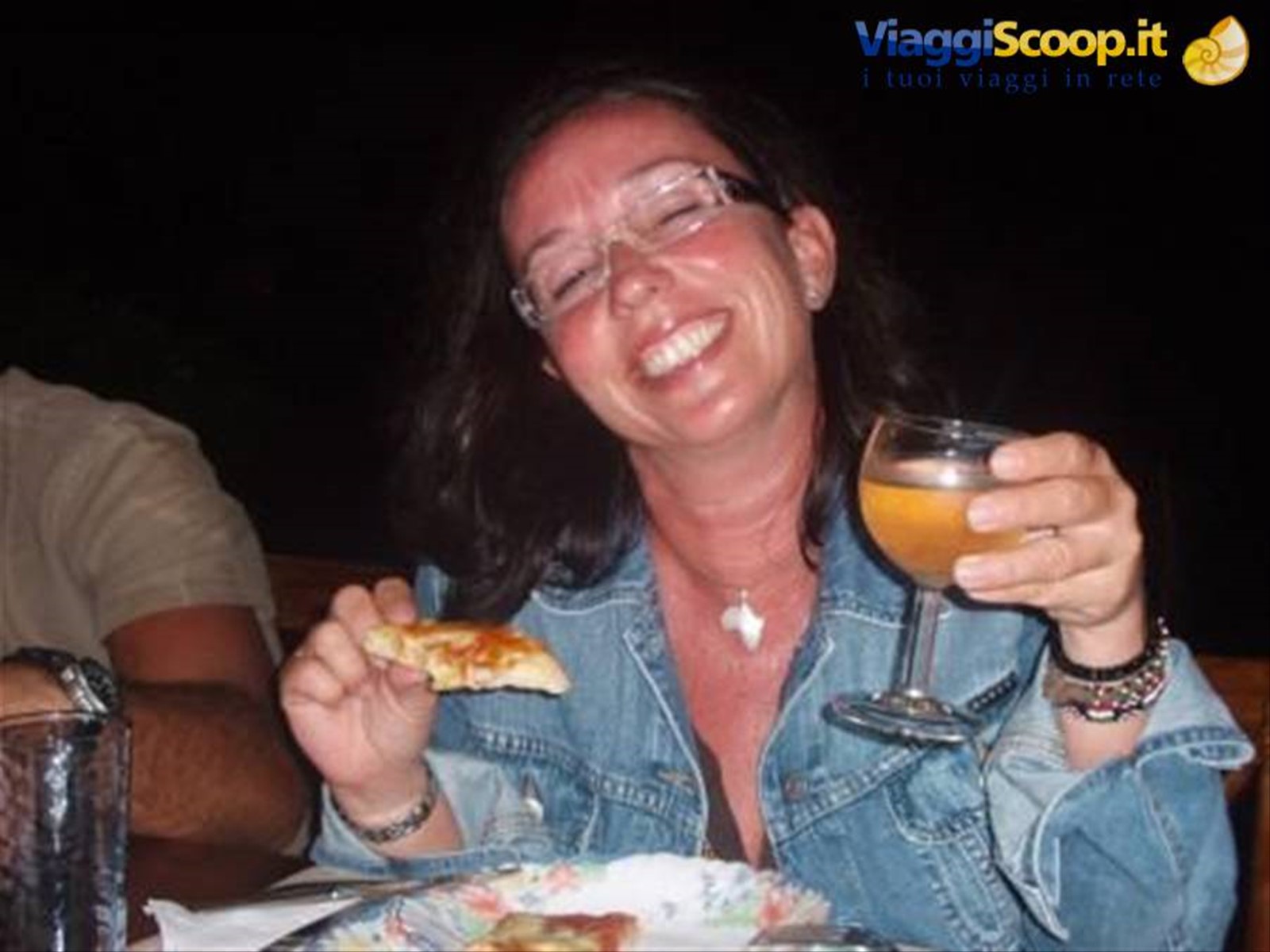 ...serata pizza e....il buon Versus...