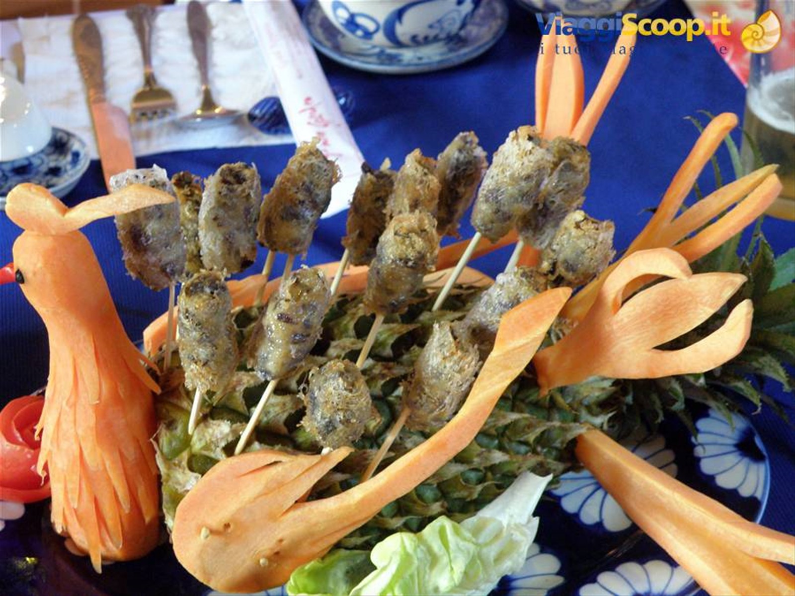 Huè pranzo portata decorata