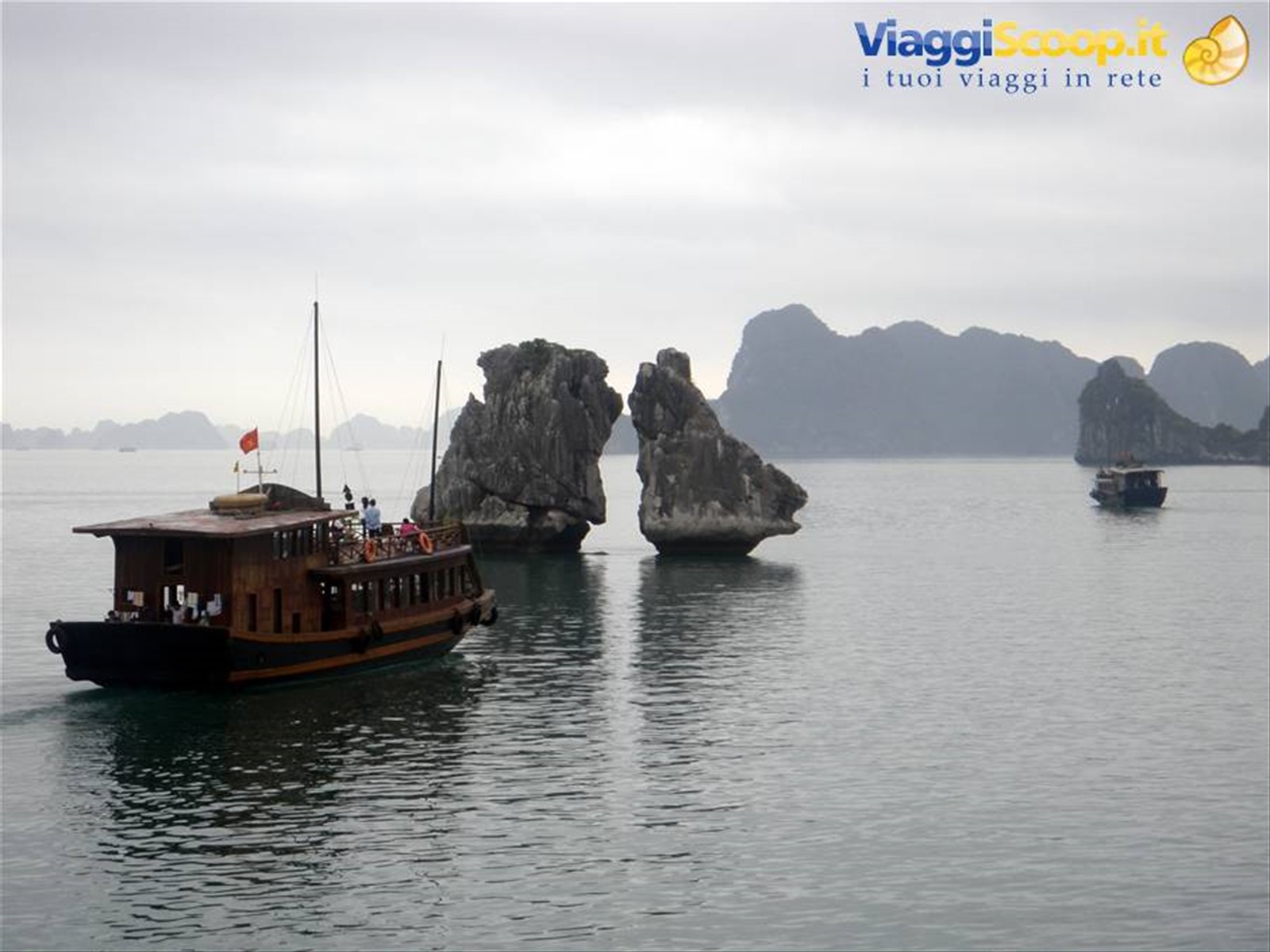 Scogli simbolo della baia di Halong