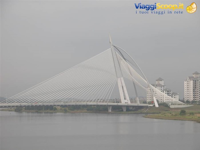 PONTE DI PUTRAJAYA