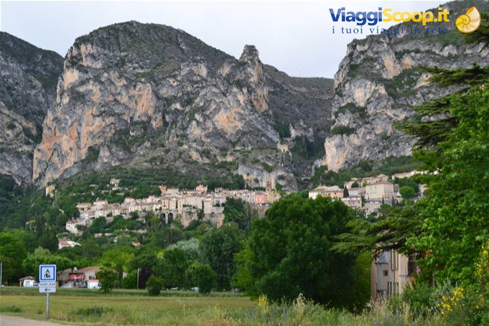 Moustiers Sainte-Marie: la stella della Provenza