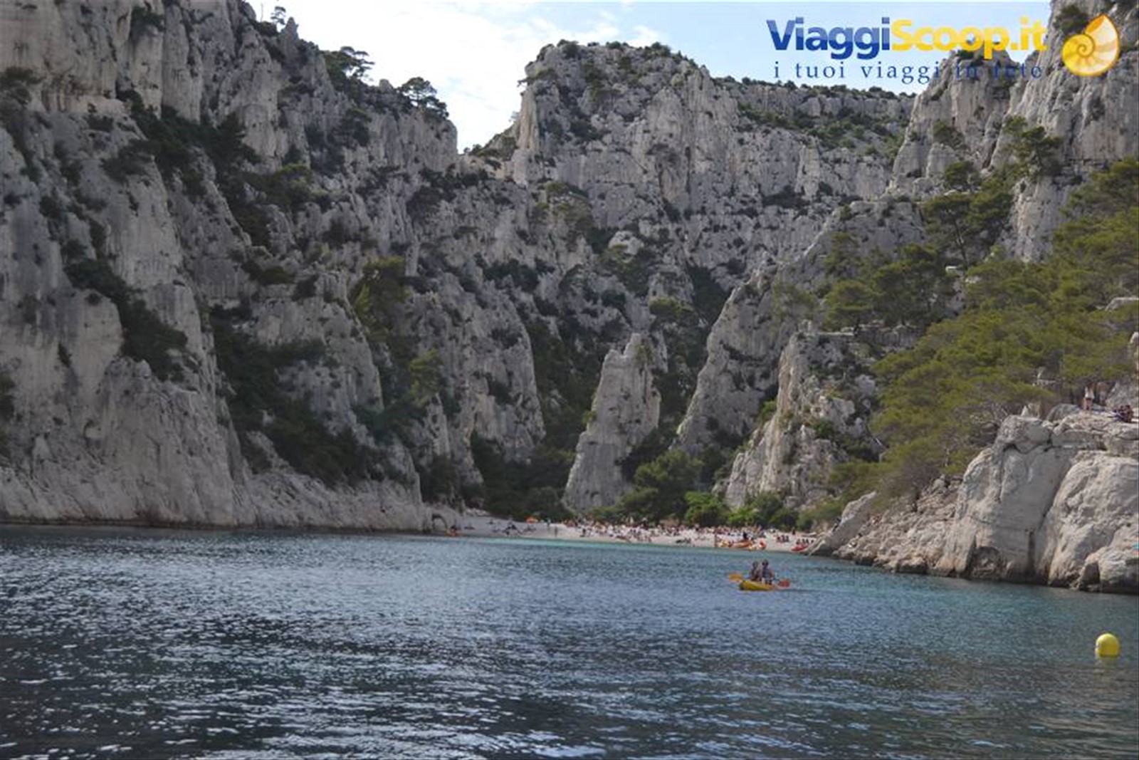 Cassis: spettacolari baie rocciose