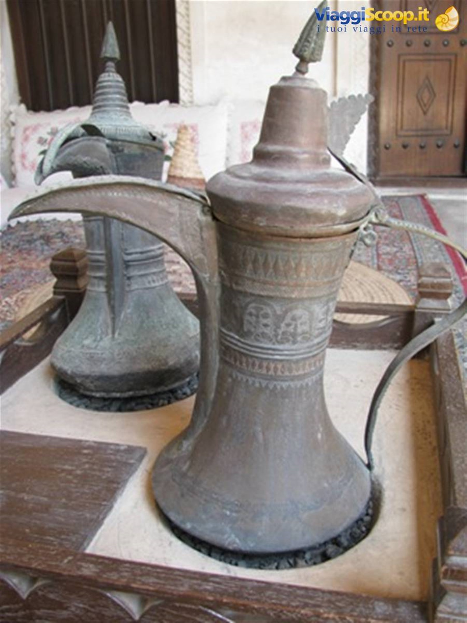 Emirati e Oman