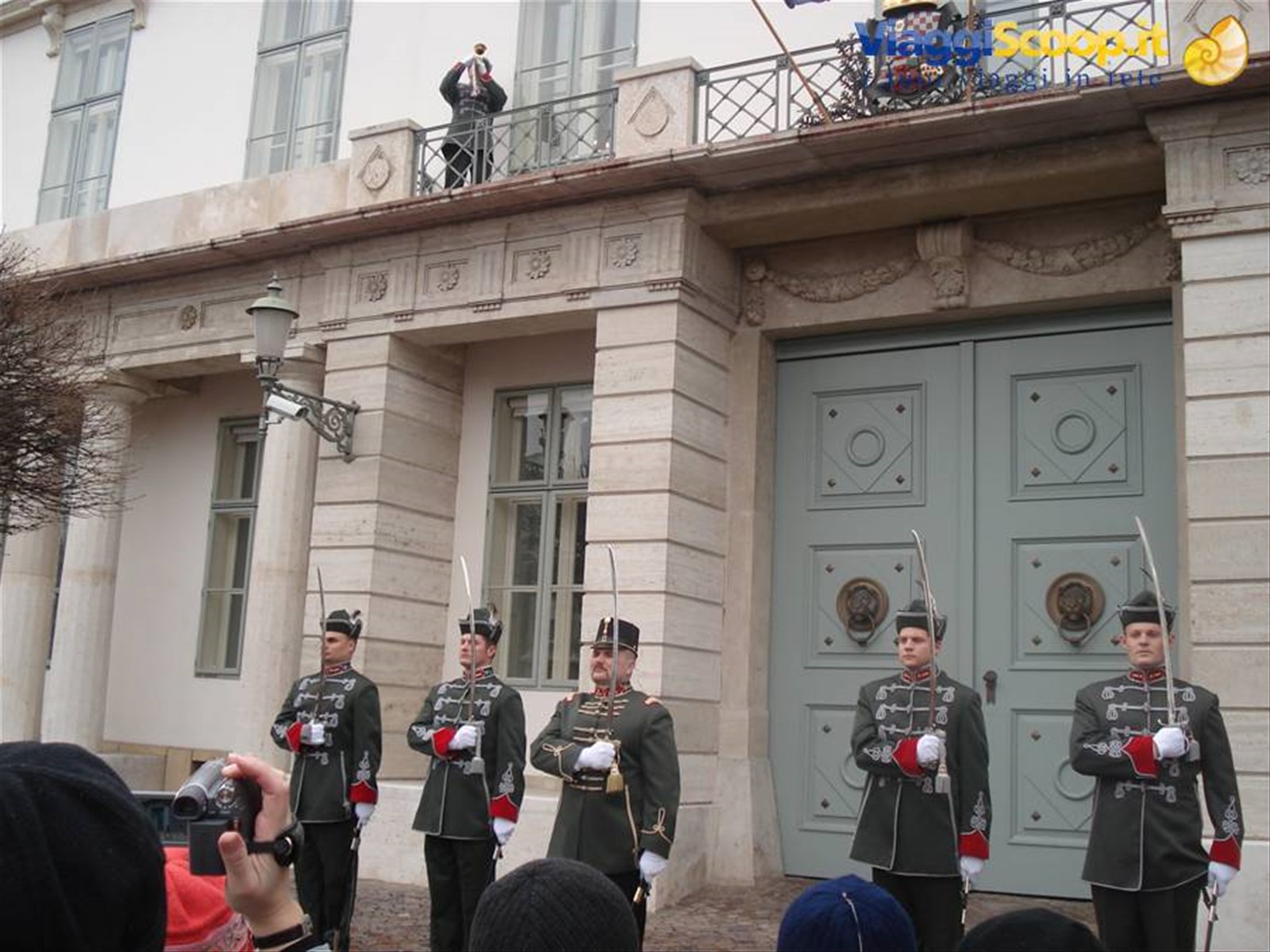 Cambio della guardia