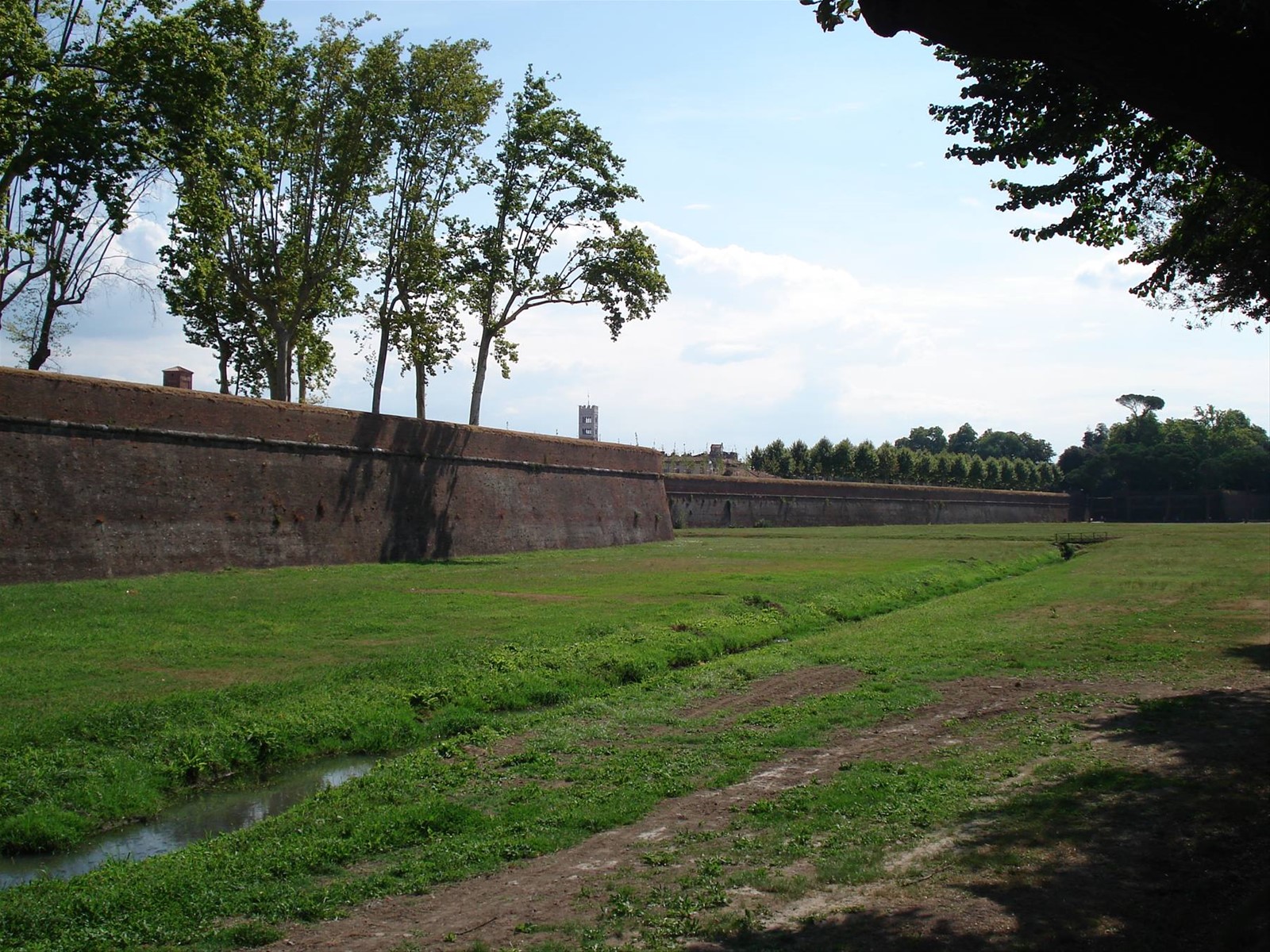 Le mura di Lucca