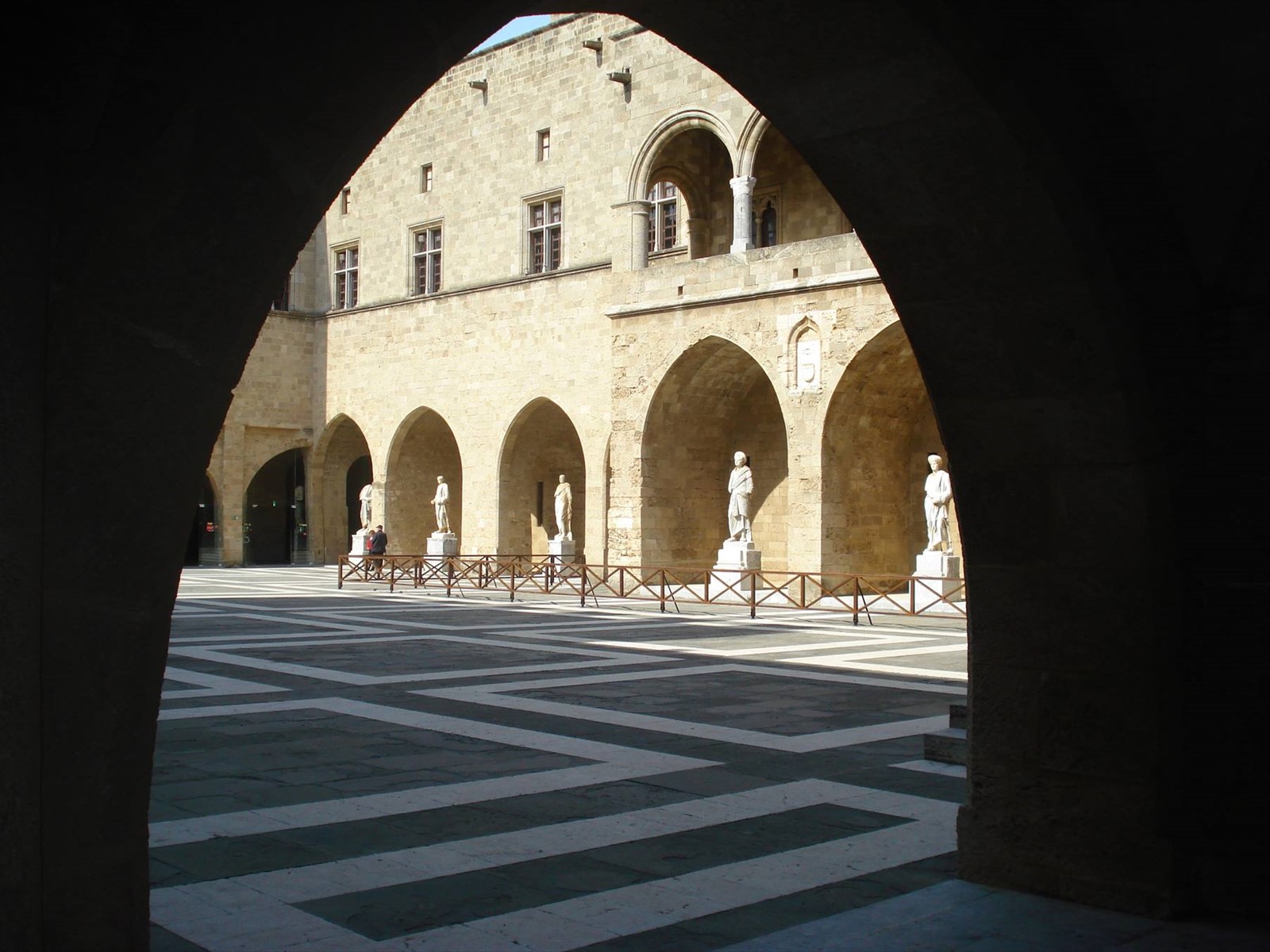 Cortile Palazzo Gran Maestro