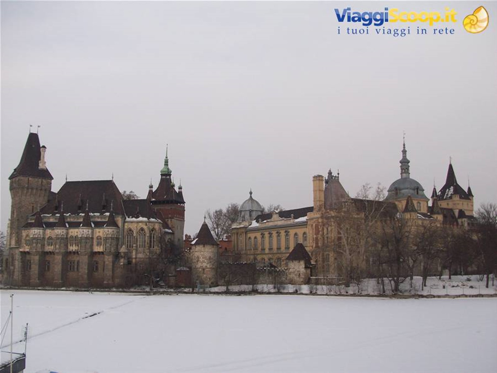 Il castello Vajdahunyad
