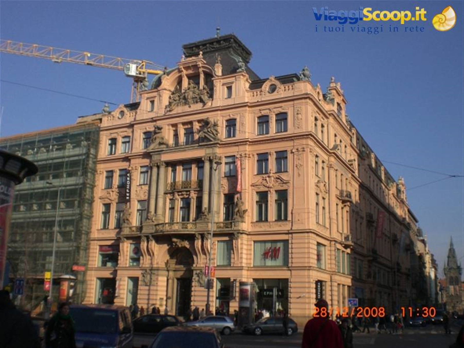 facciata edificio in centro