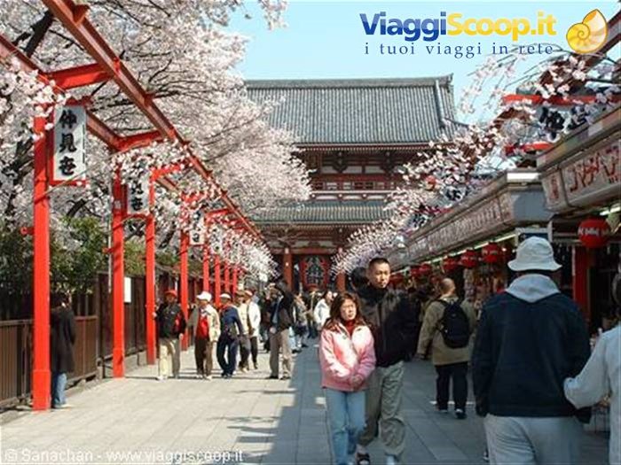 arrivo ad Asakusa