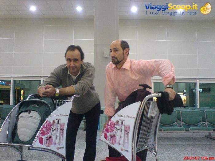 marco e io all'aeroporto di Taipei