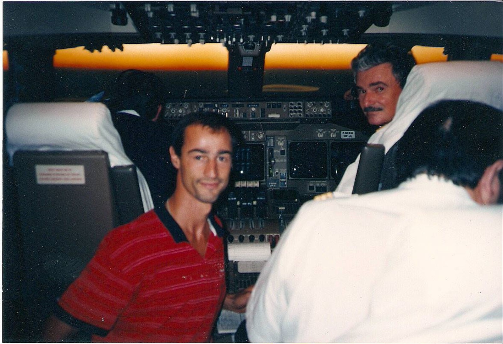 in cabina pilotaggio B 747 UTA