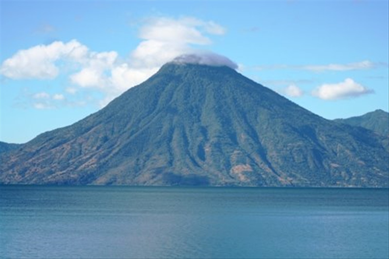 www.born2travel.it