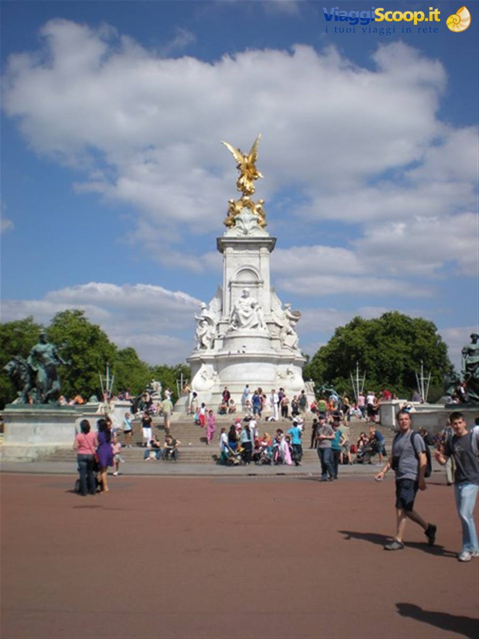 Quuen Victoria Memorial