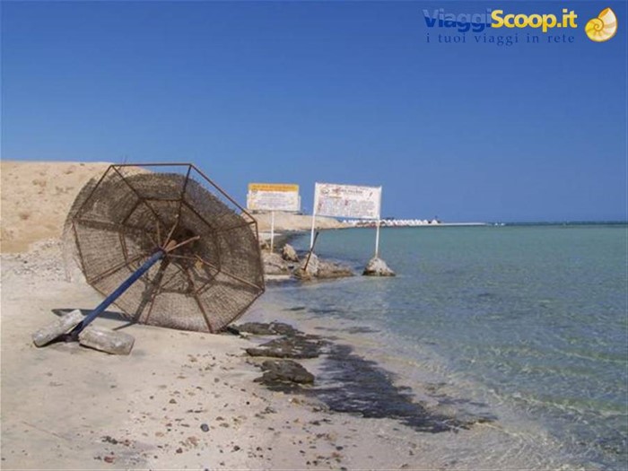 Passeggiata lungo la spiaggia