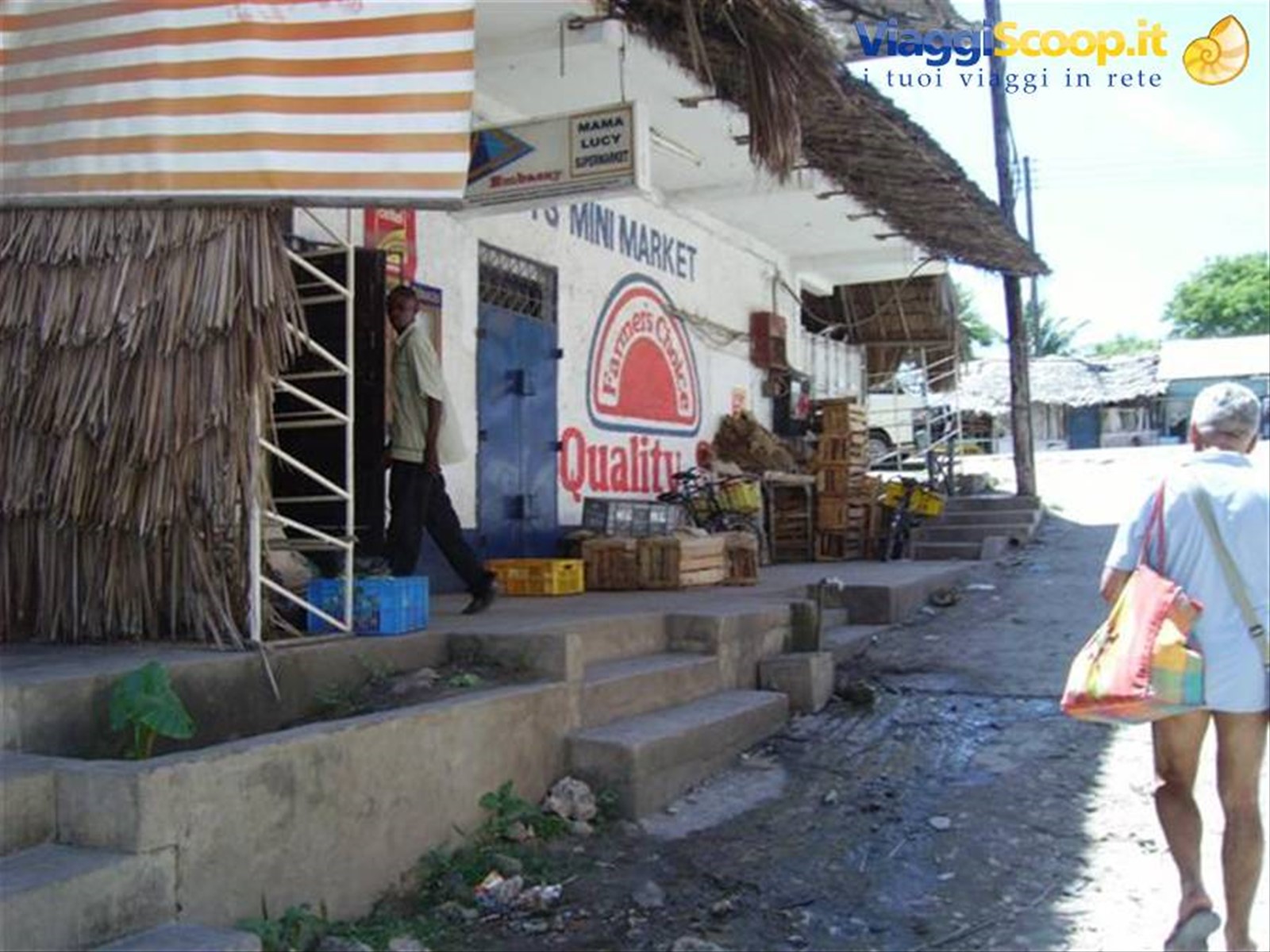 centro commerciale di Watamu (mamma Lucy)