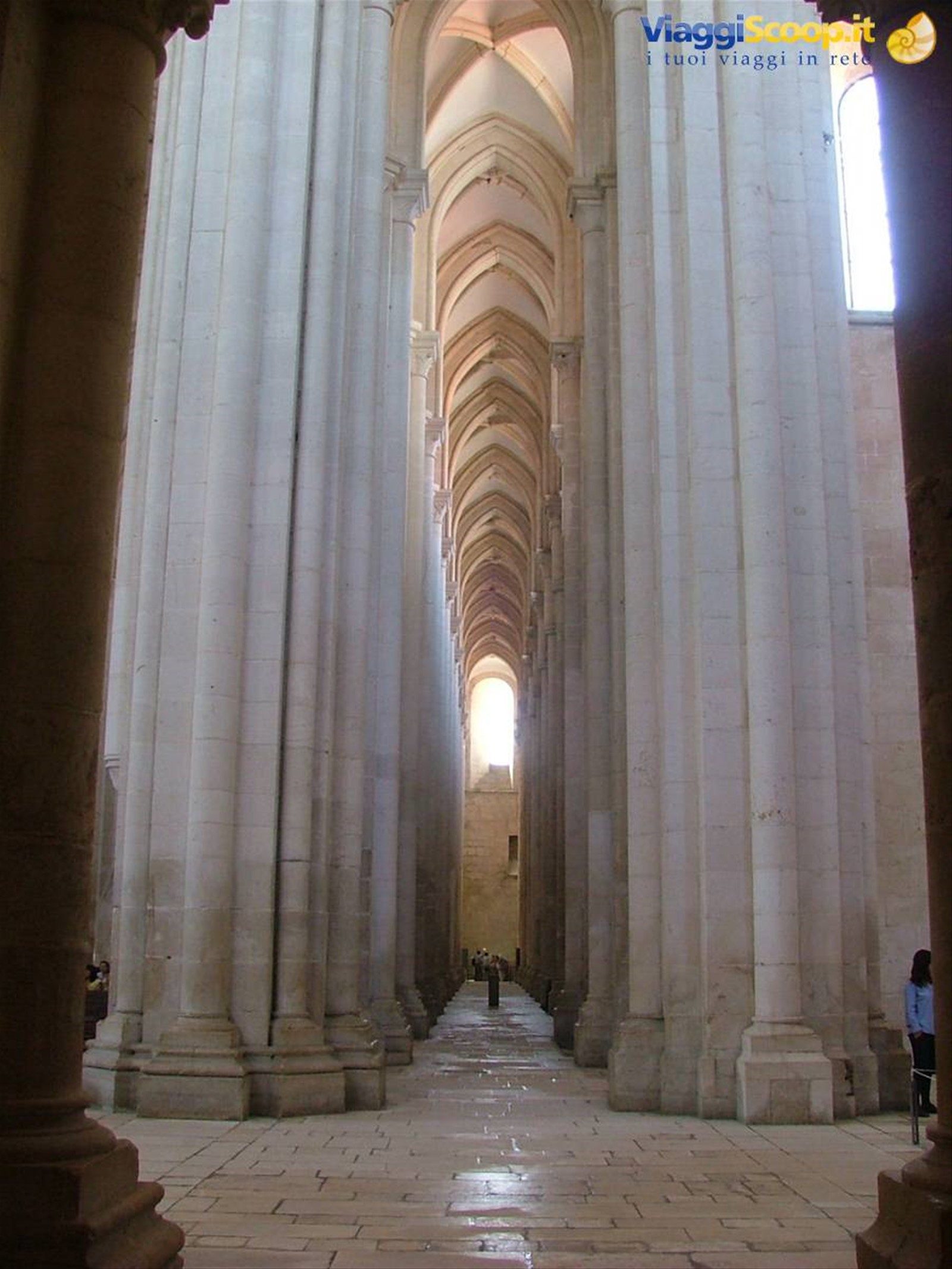 Alcobaca, Mosteiro de Santa Maria: interno della chiesa