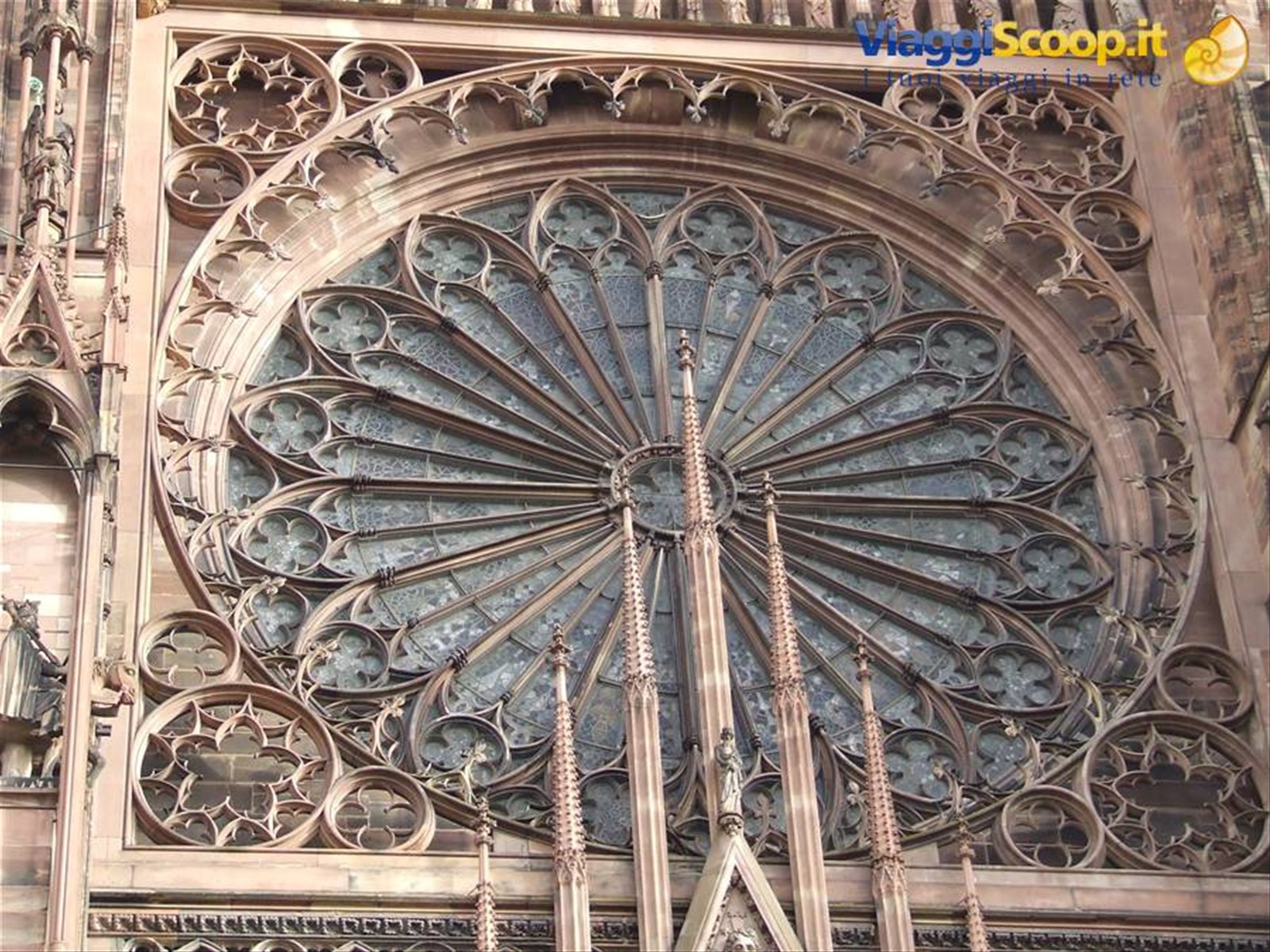 STRASBURGO - Il rosone della Cattedrale