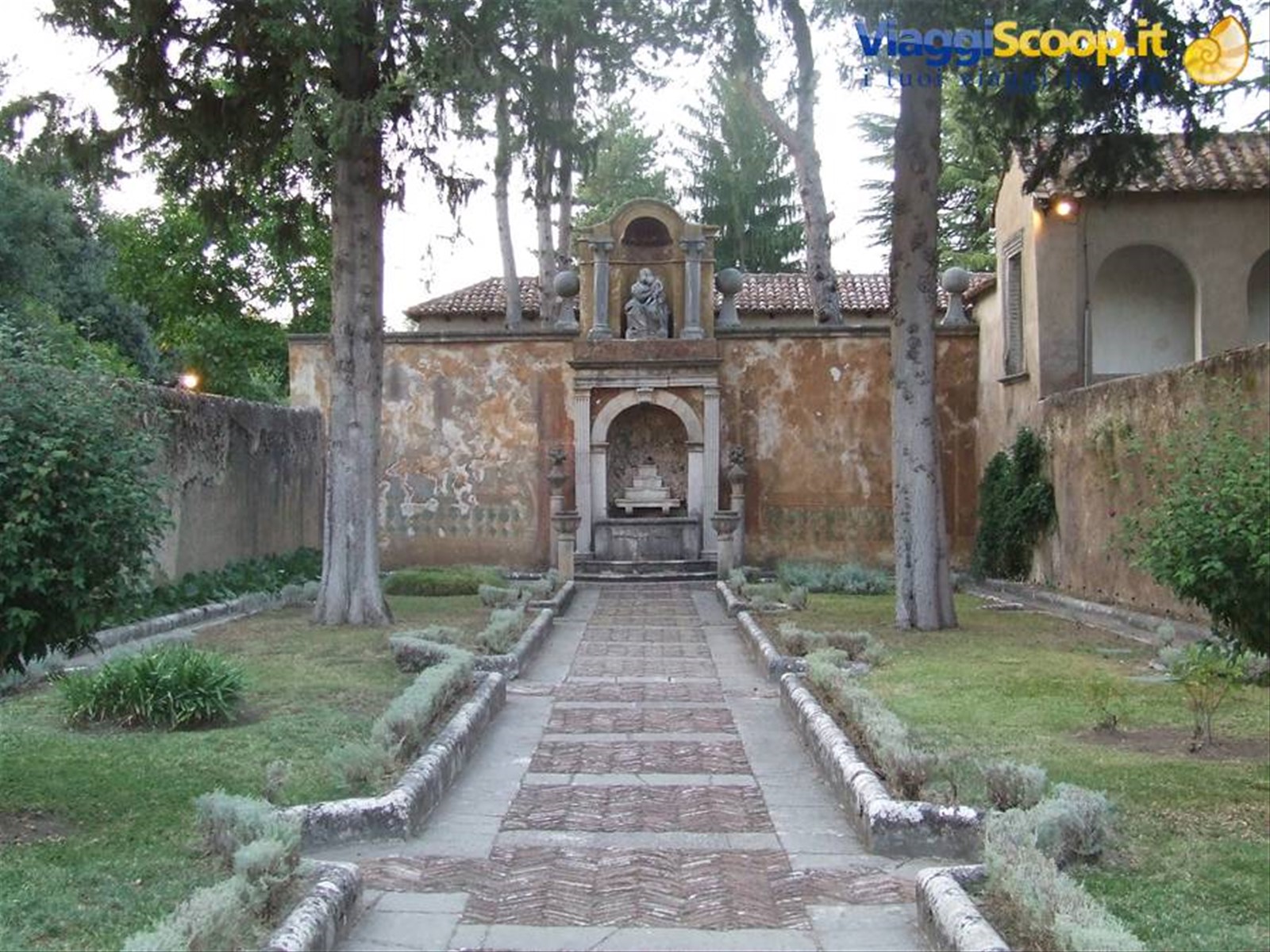 PADULA - Giardini della Certosa