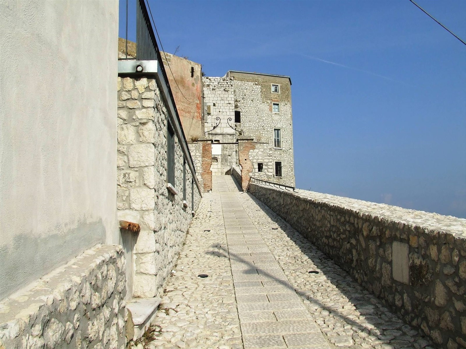 MONTESARCHIO