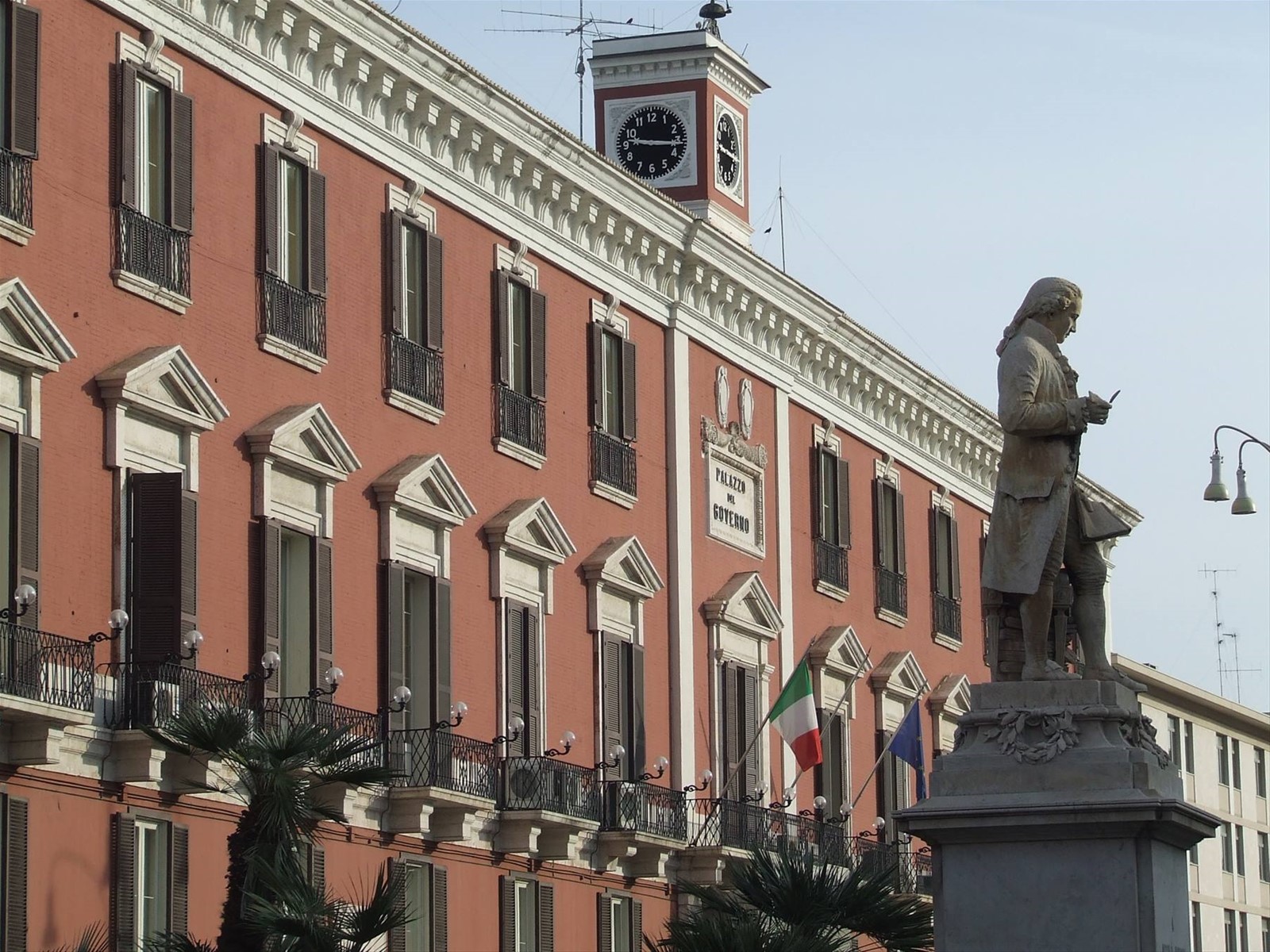 BARI - Prefettura