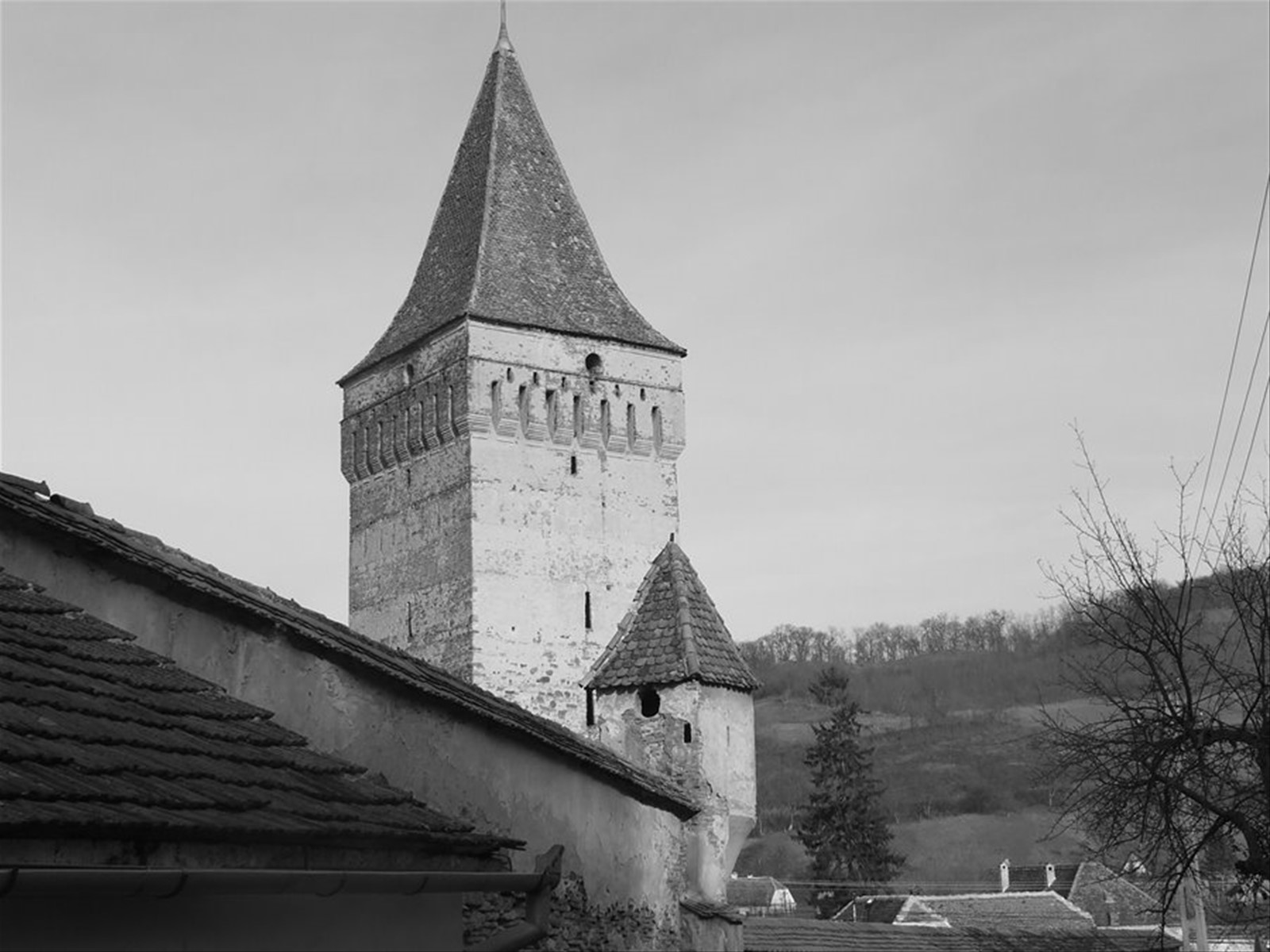 MOSNA - Chiesa fortificata