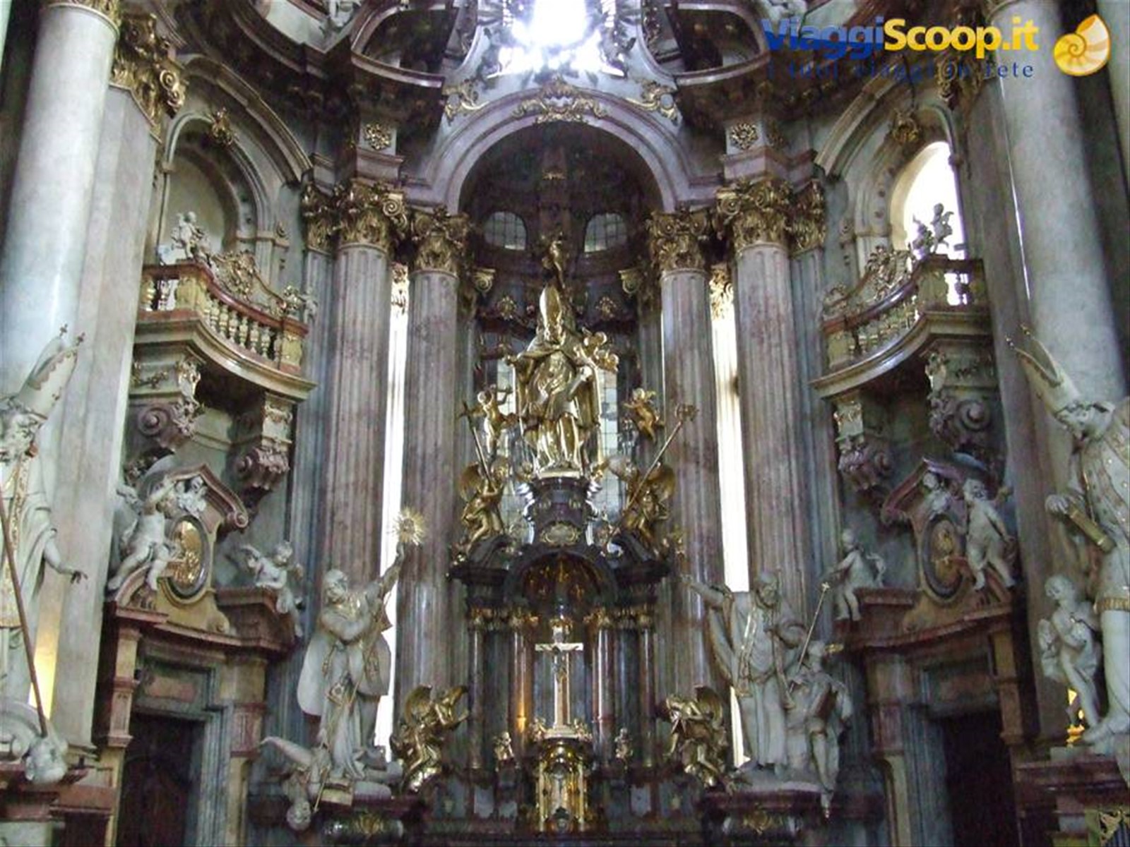 PRAGA - S. Nicola (interno)