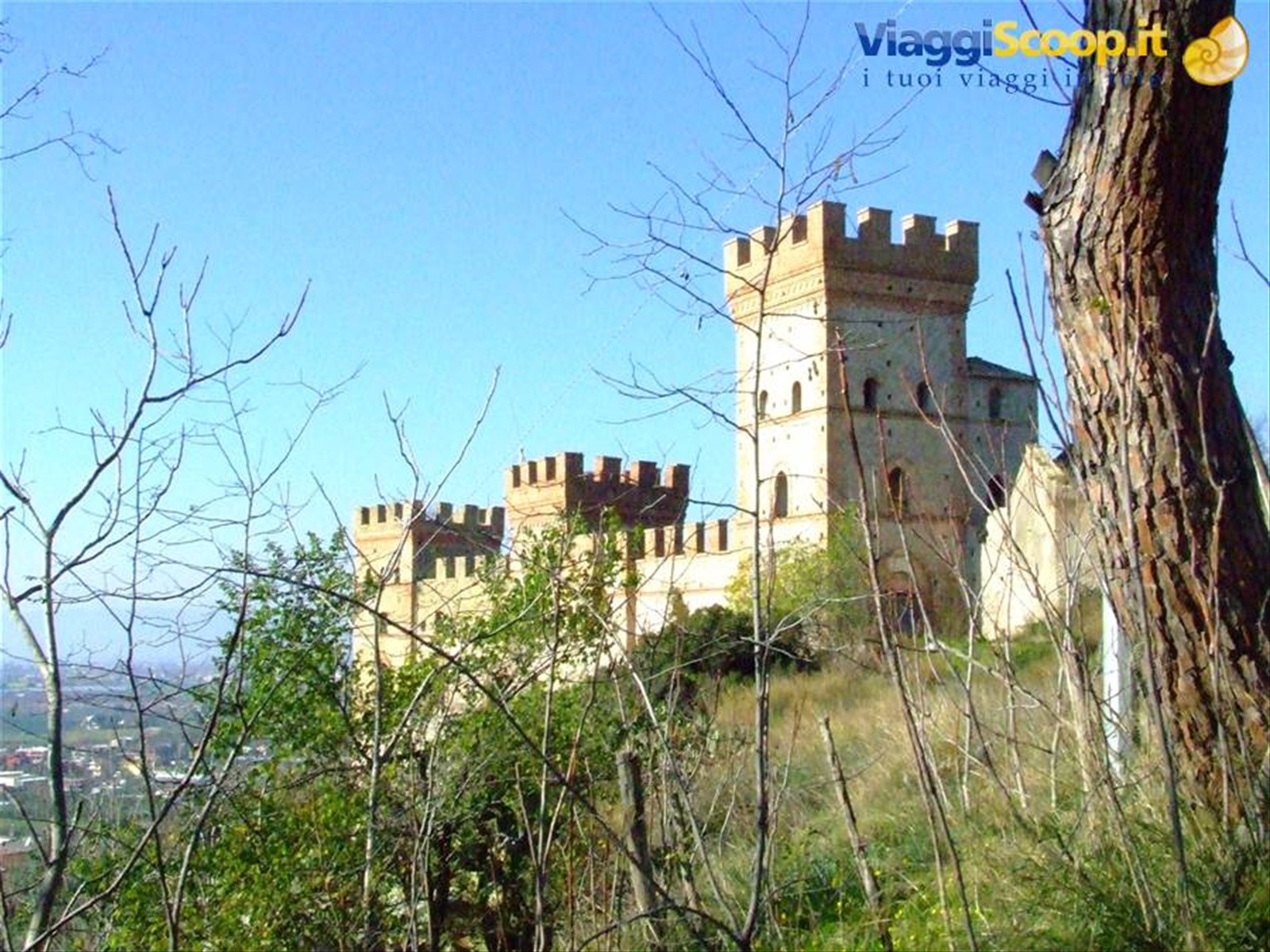 BATTIPAGLIA (SA) - Castello medioevale