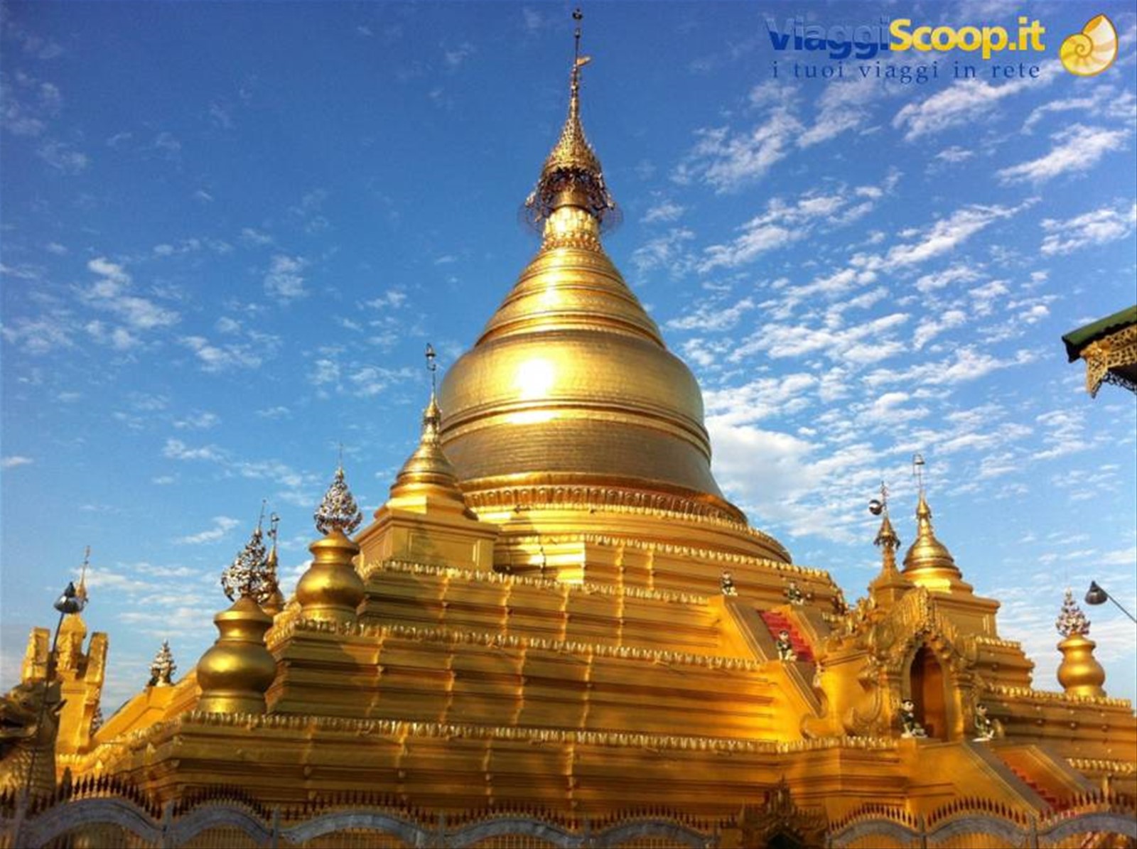 Mandalay, Kuthodaw Pagoda