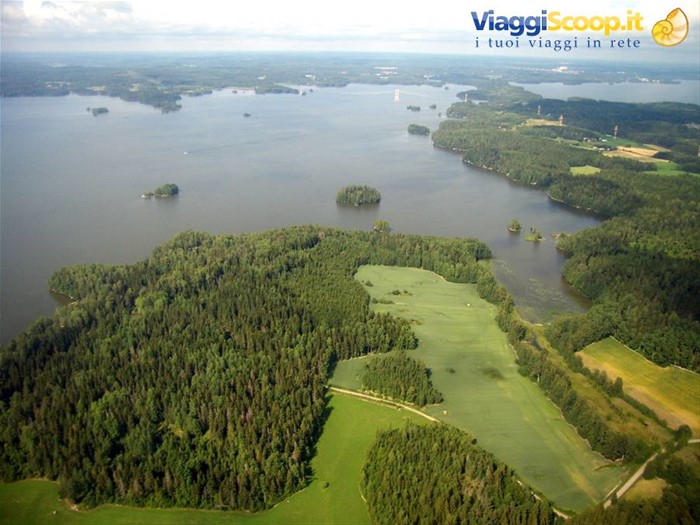 laghi finlandesi dall'aereo