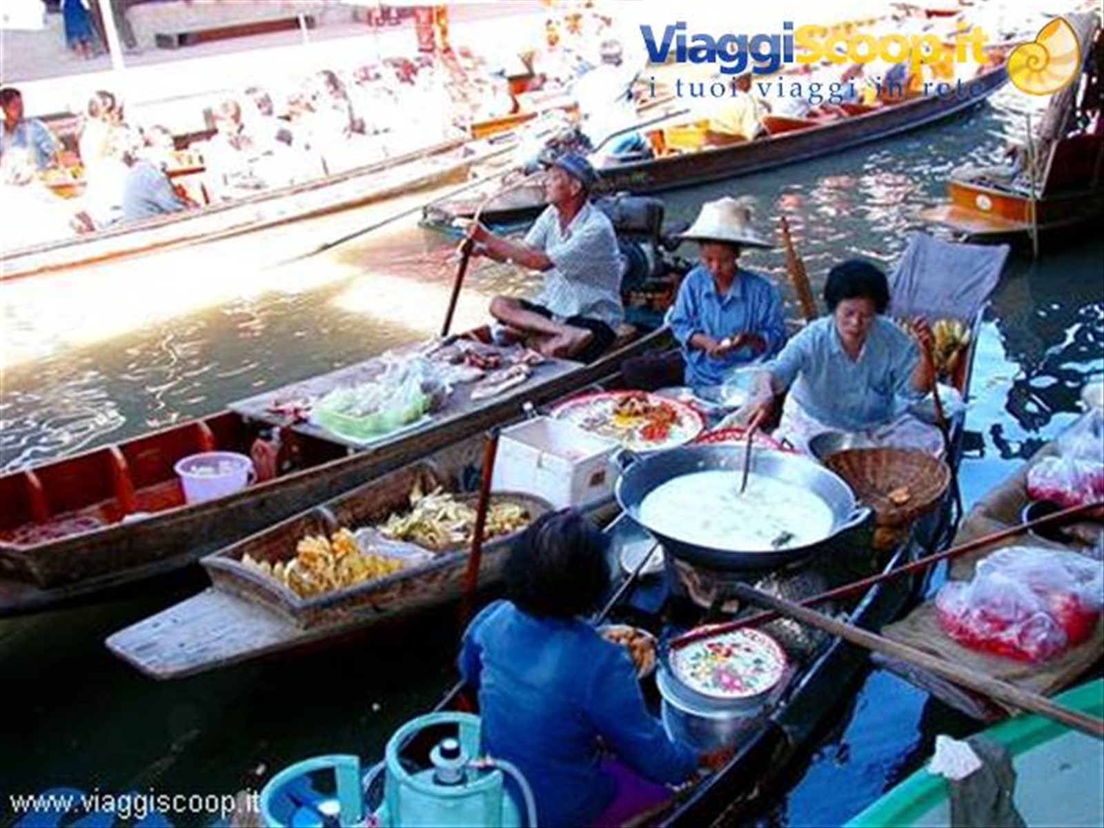 Mercato galleggiante