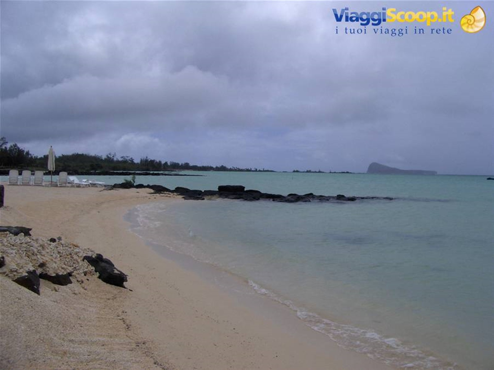spiaggia del villaggio