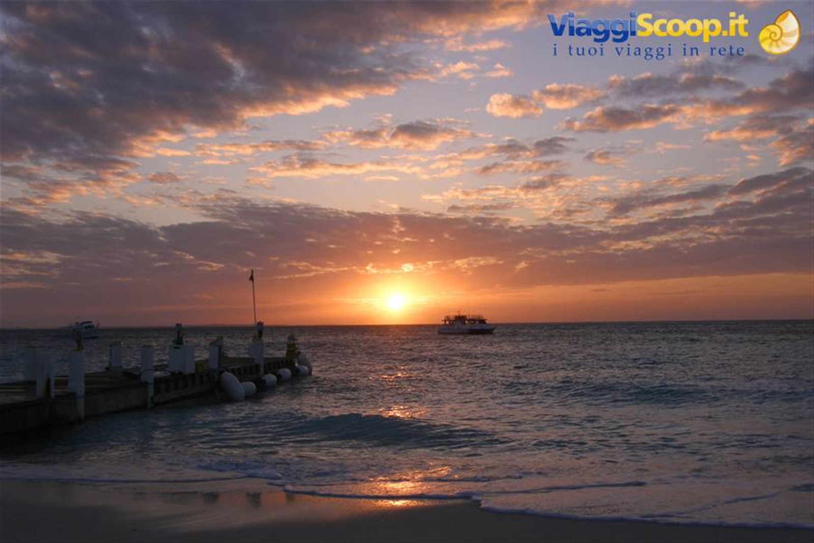Tramonto a Grace Bay