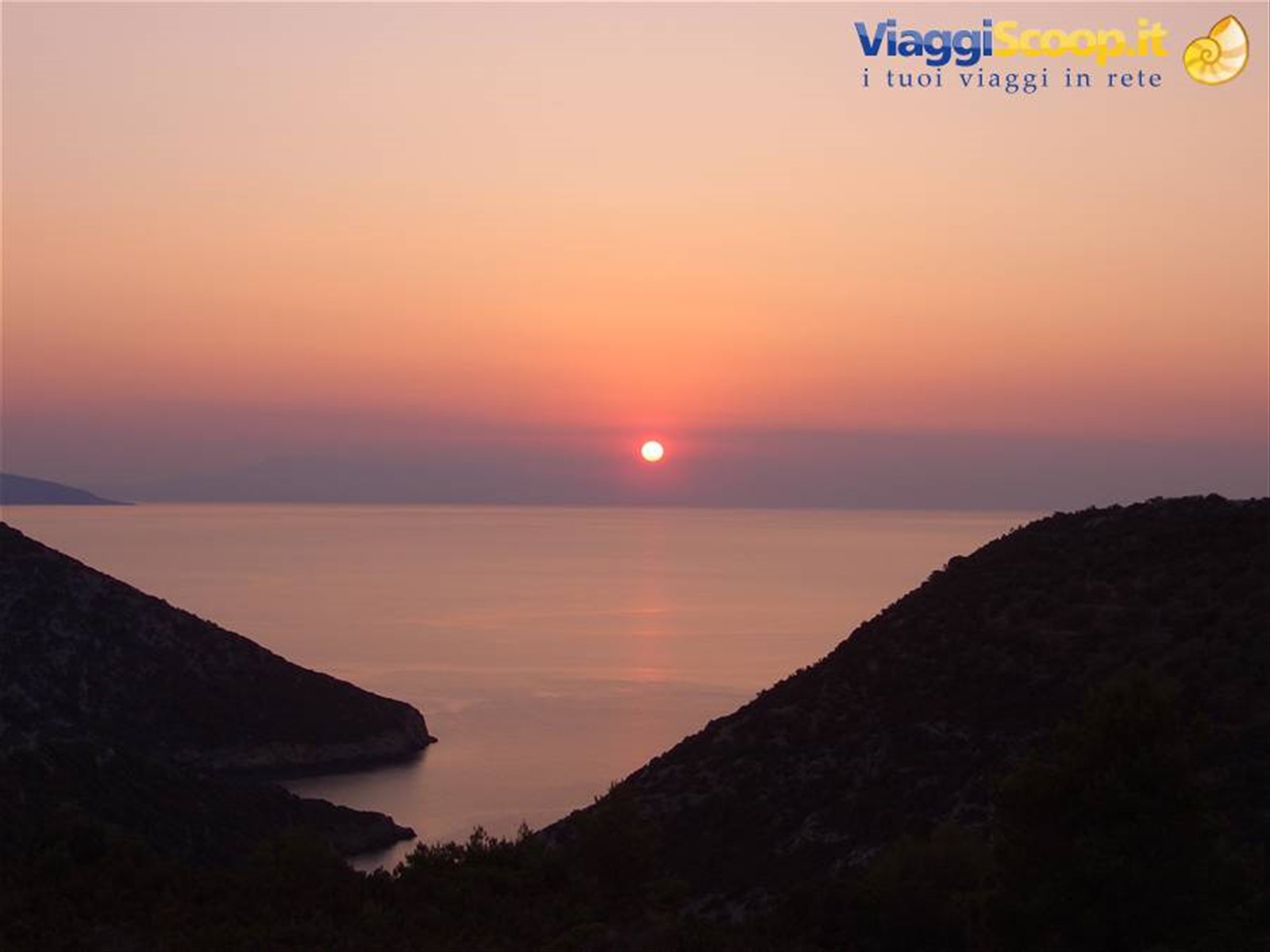 Tramonto dalla citta vecchia di Alonissos