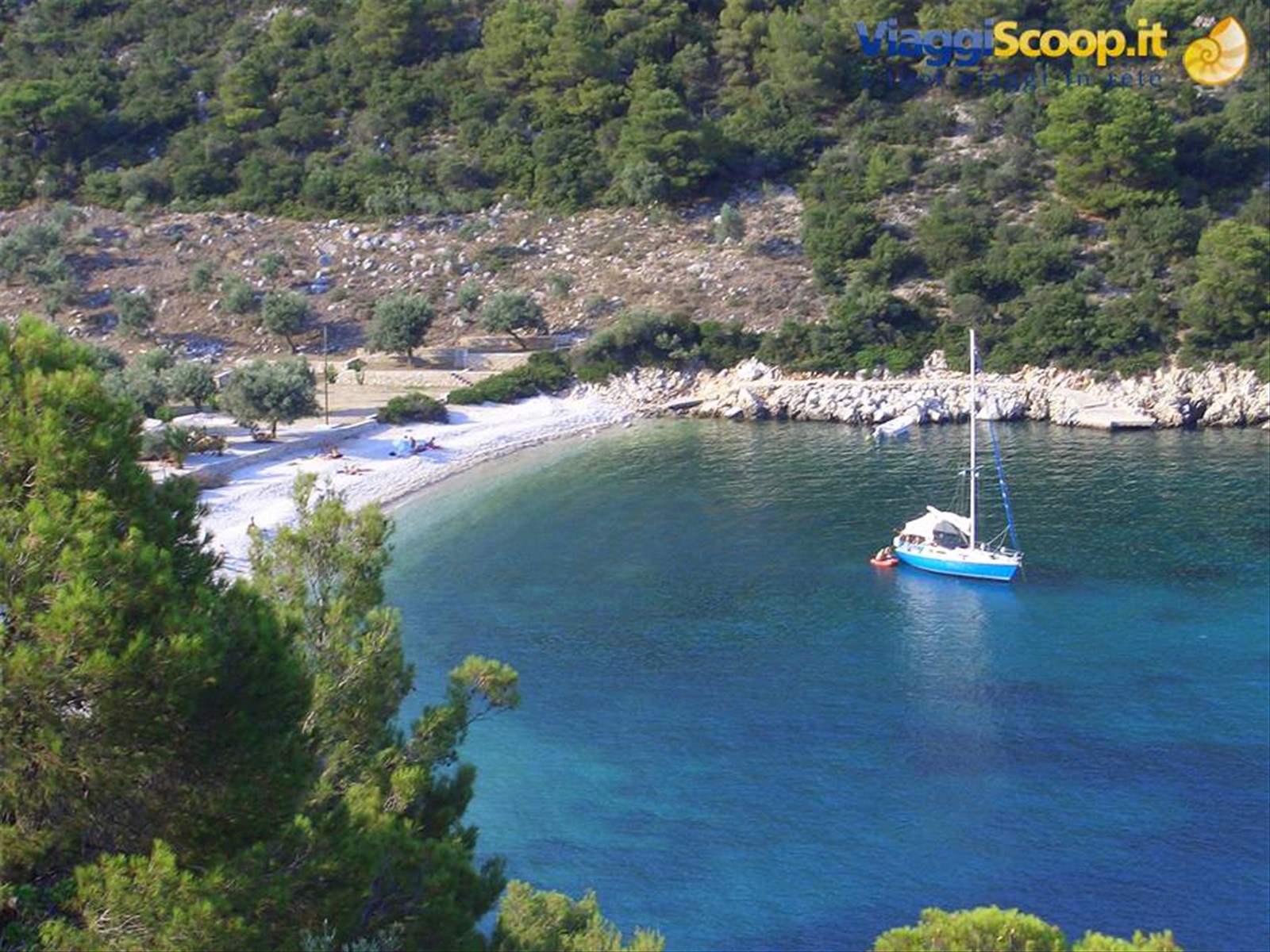 spiaggia di leftos gialos