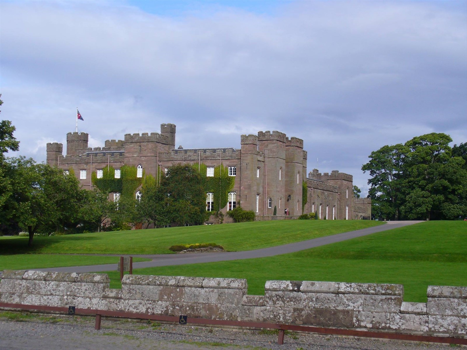 SCONE PALACE