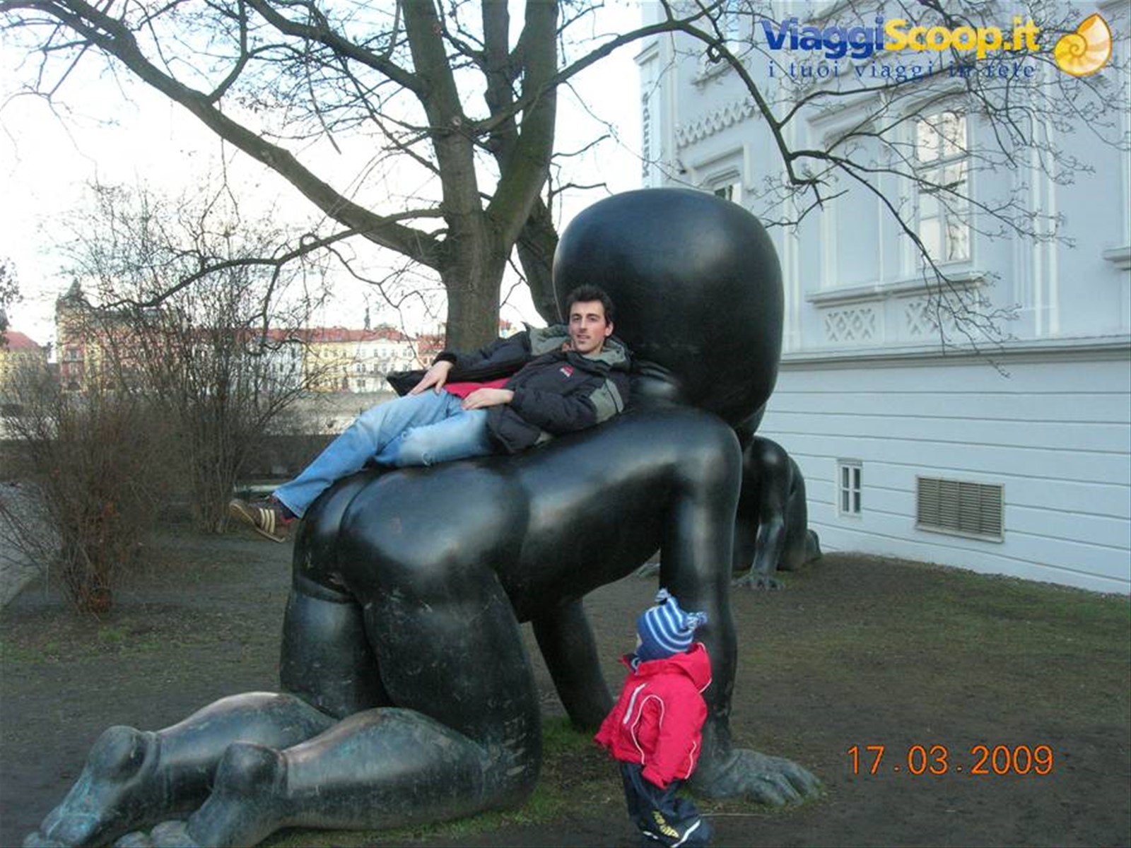 Praga - statua nell'isola di Kampa