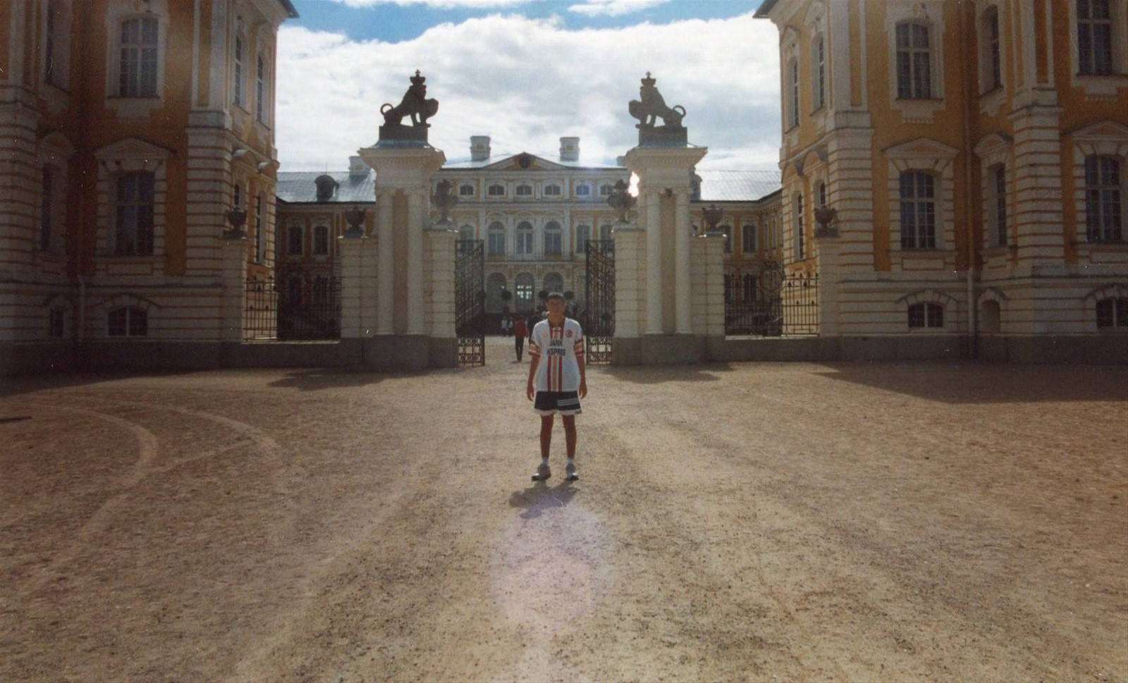Pilsurndale - palazzo