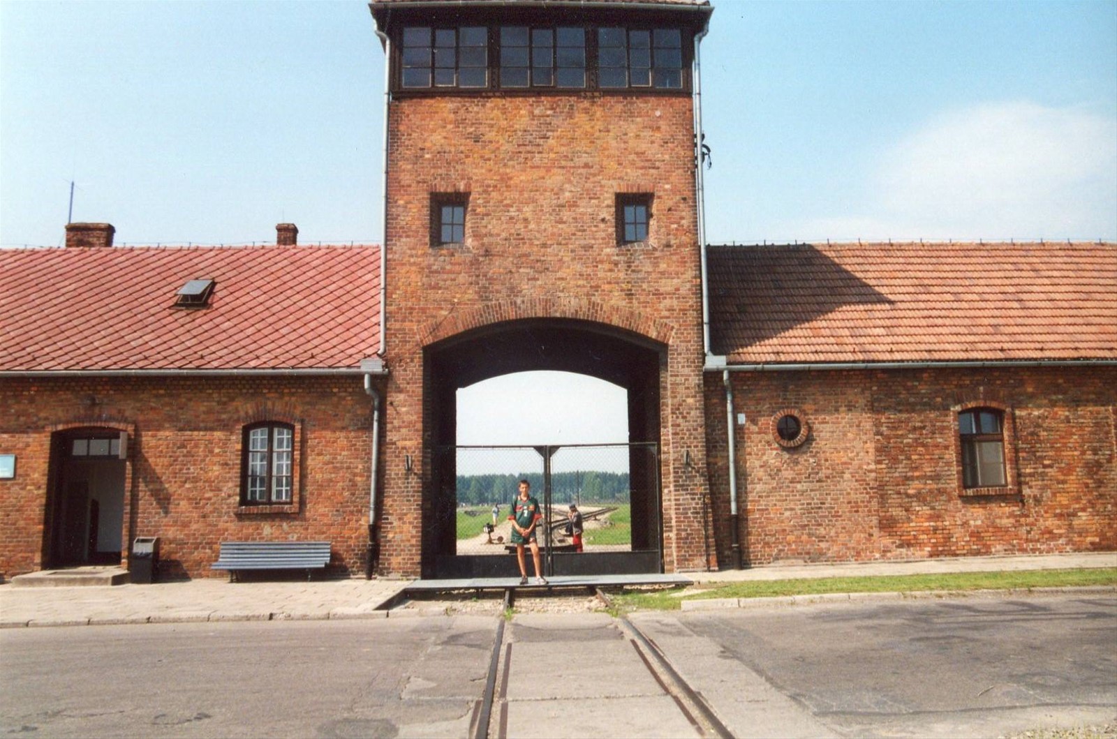 Auschwitz - entrata della ferrovia