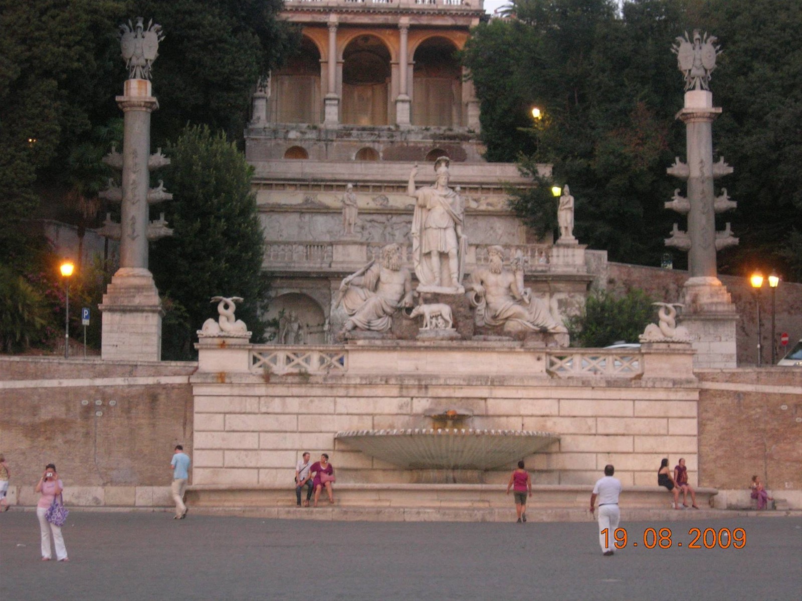 Roma - piazza del Popolo, fontana di Nettuno