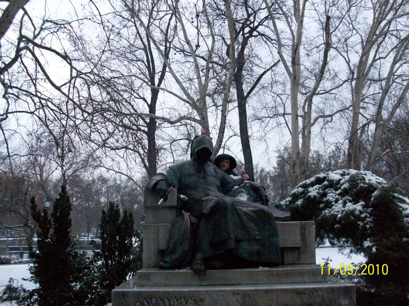 Budapest - statua Anonimo