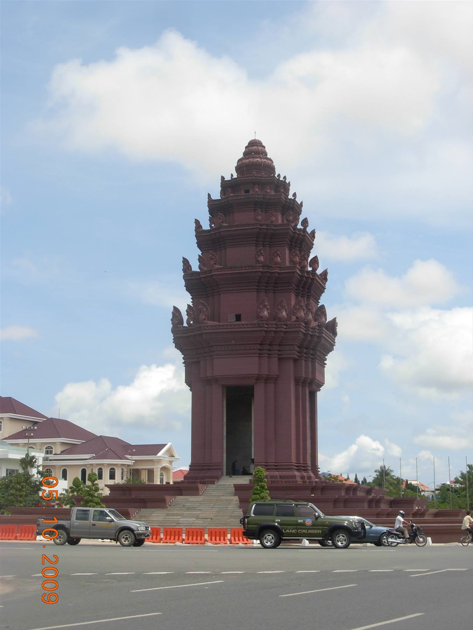 Phnom Penh - monumento indipendenza