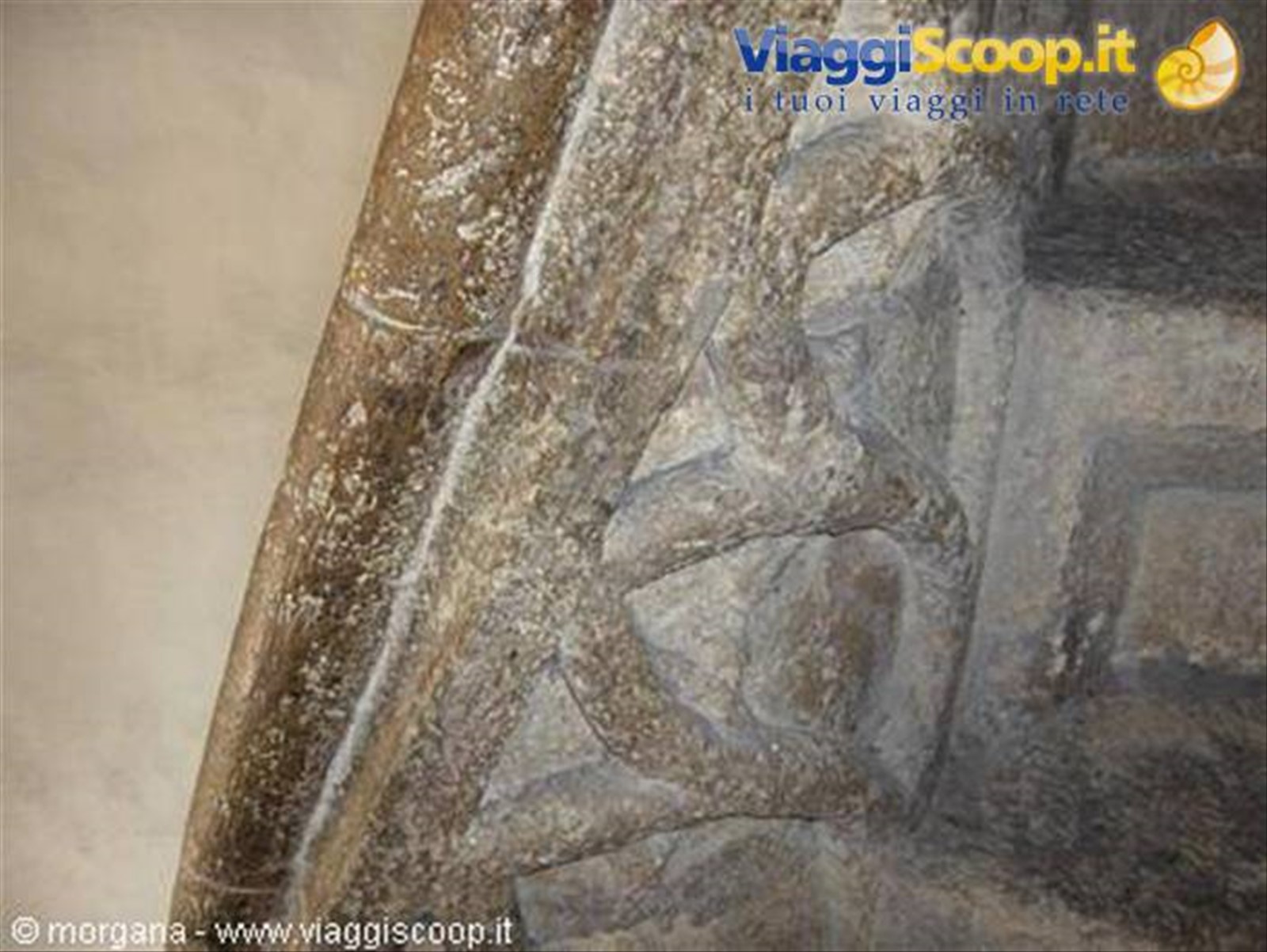 Particolare della scala gotica a doppia elica all'interno del Castello di Graz