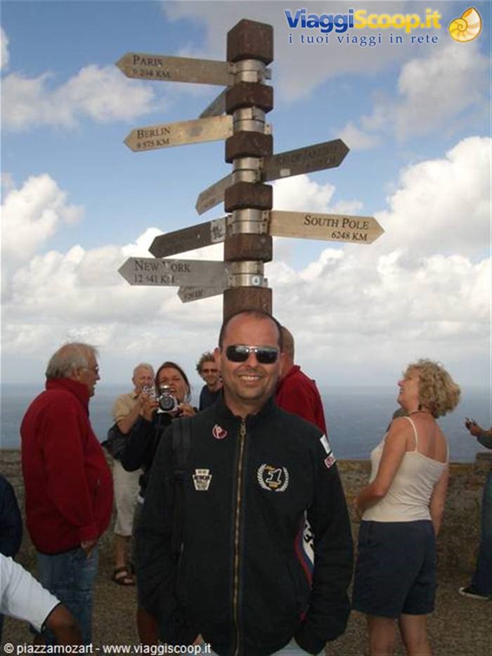 in cima al capo