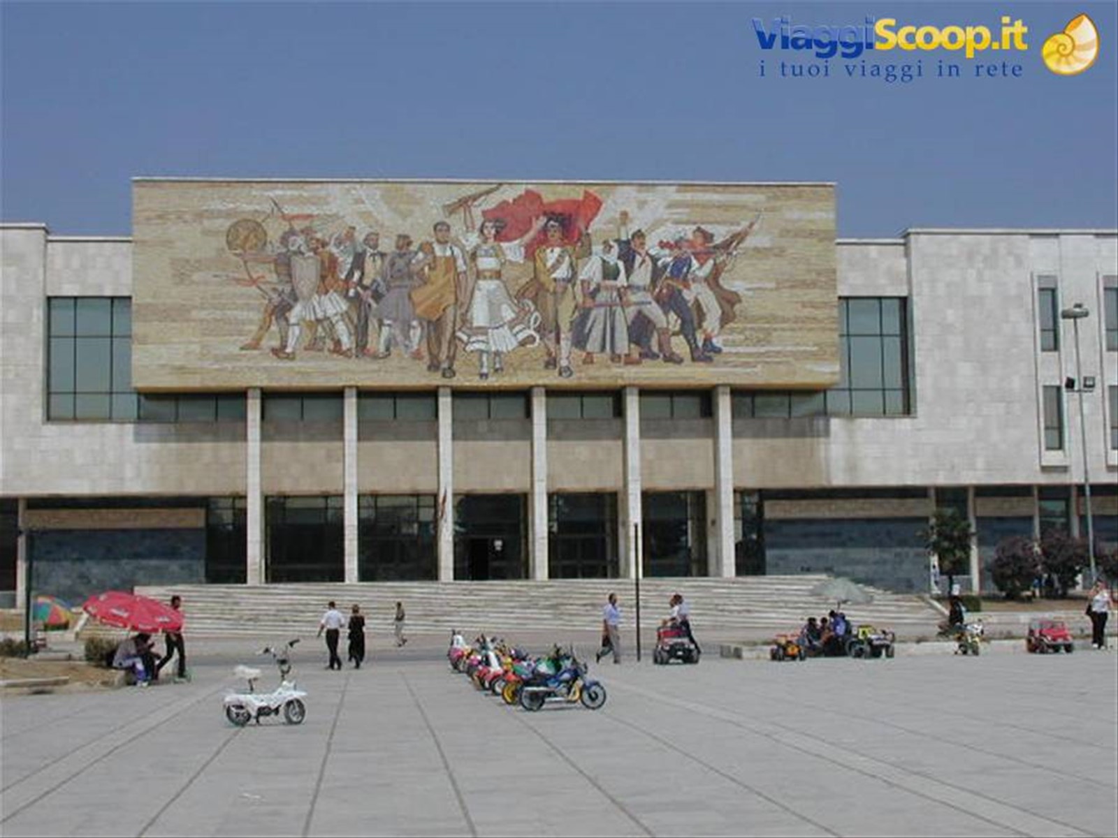 TIRANA - MUSEO NAZIONALE