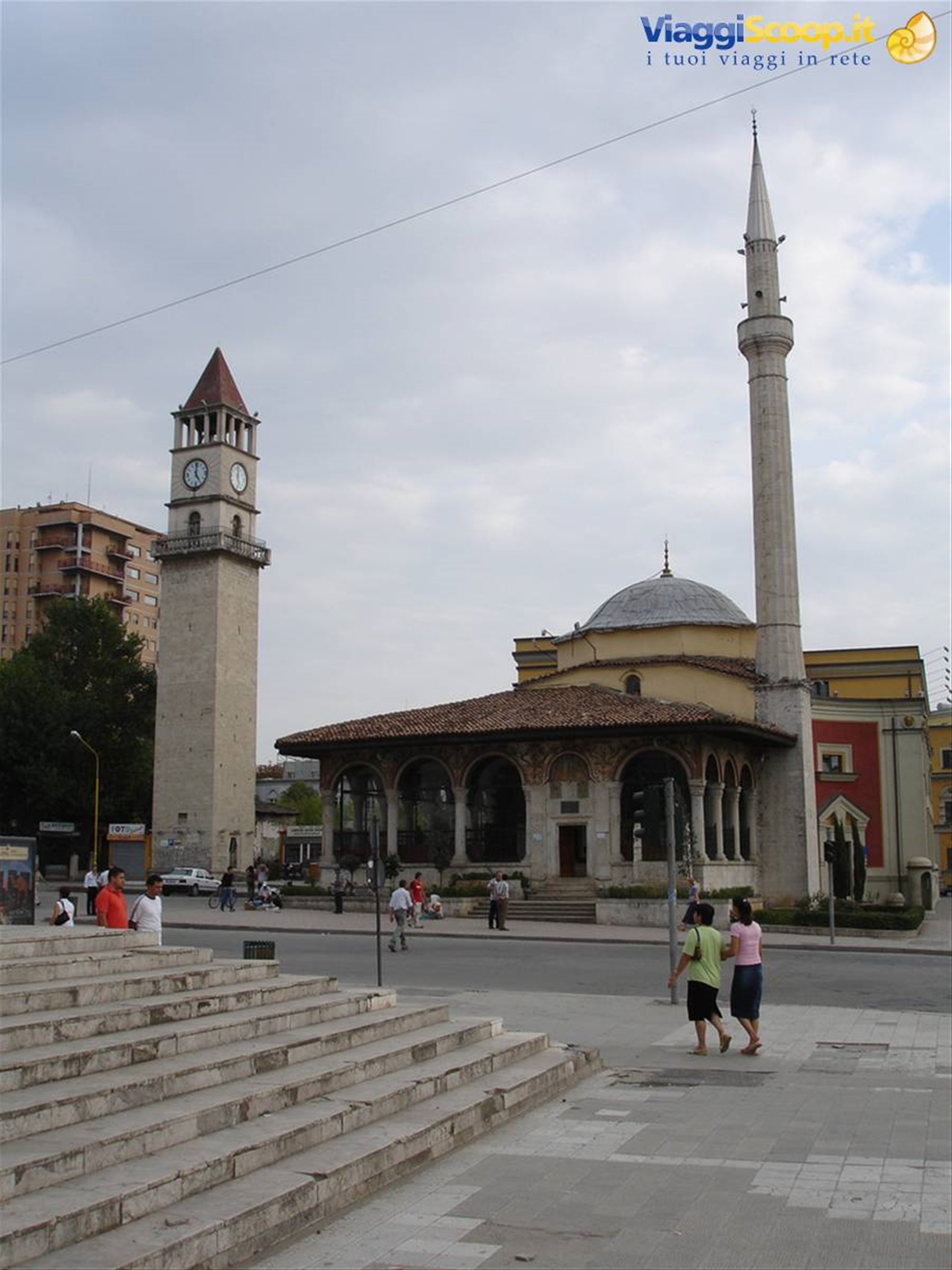 TIRANA - LA MOSCHEA