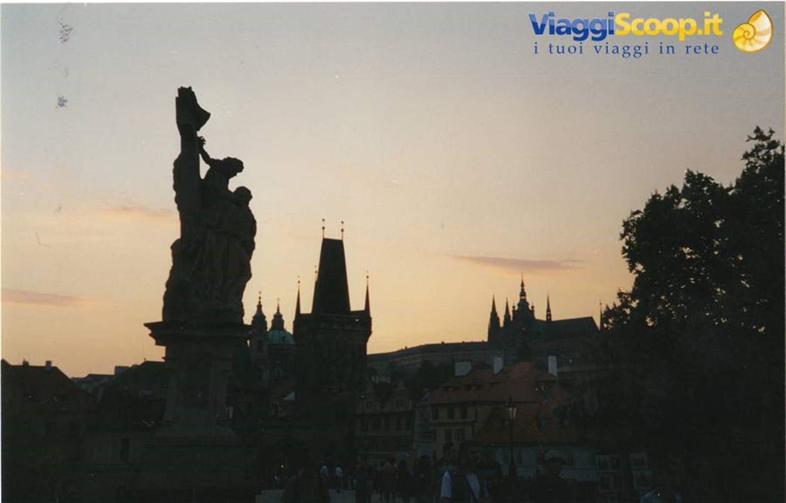 Praga al tramonto