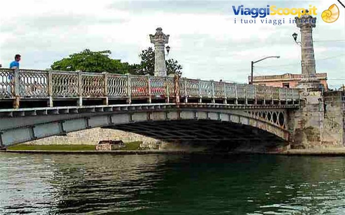 Matanzas, ponte Versalles