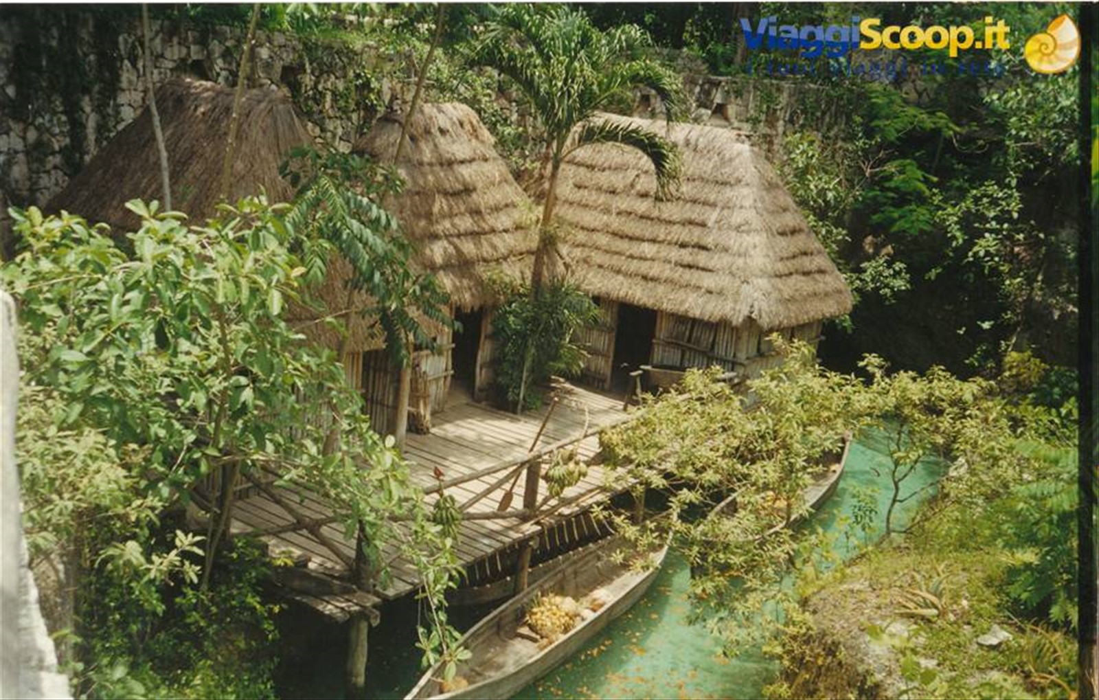 riproduzione di villaggio maya